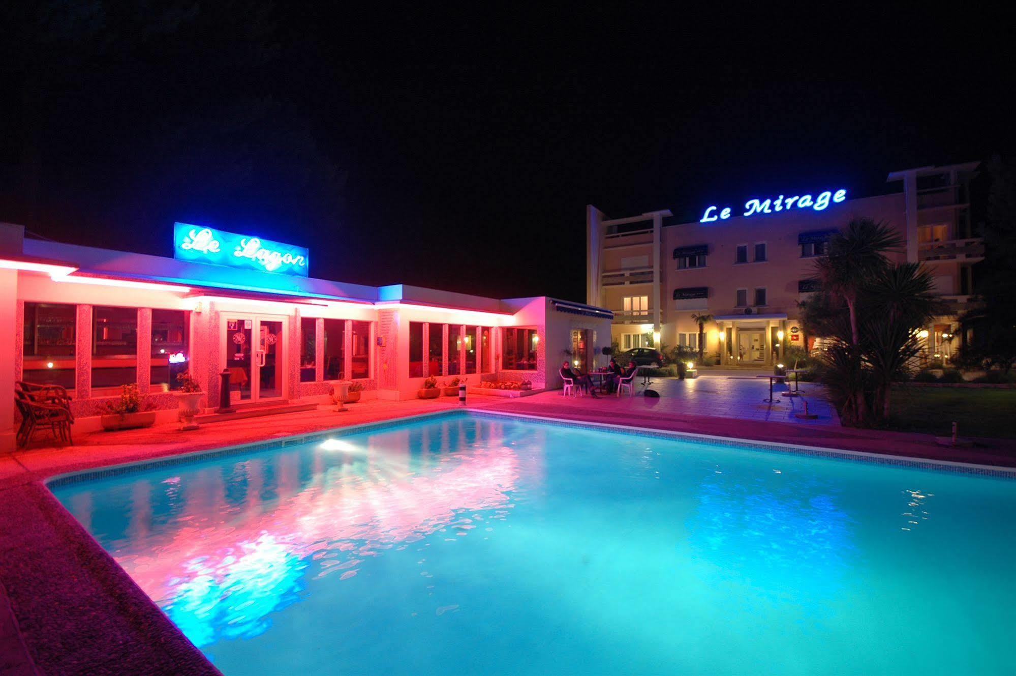 Cit'Hotel Le Mirage イストル エクステリア 写真