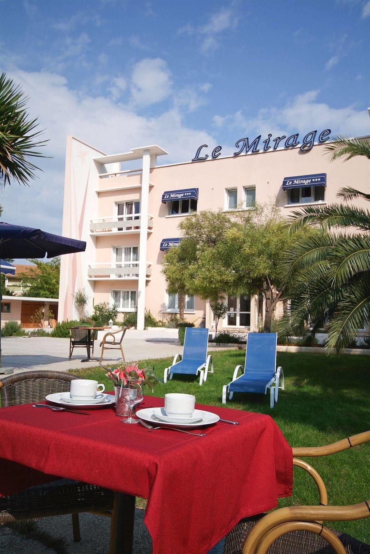 Cit'Hotel Le Mirage イストル エクステリア 写真